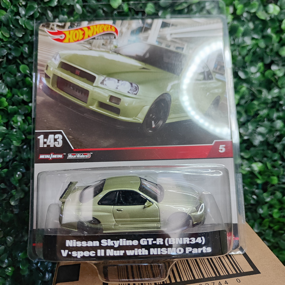 Nissan Skyline GT-R (BNR34) V-spec II Nur with NISMO Parts