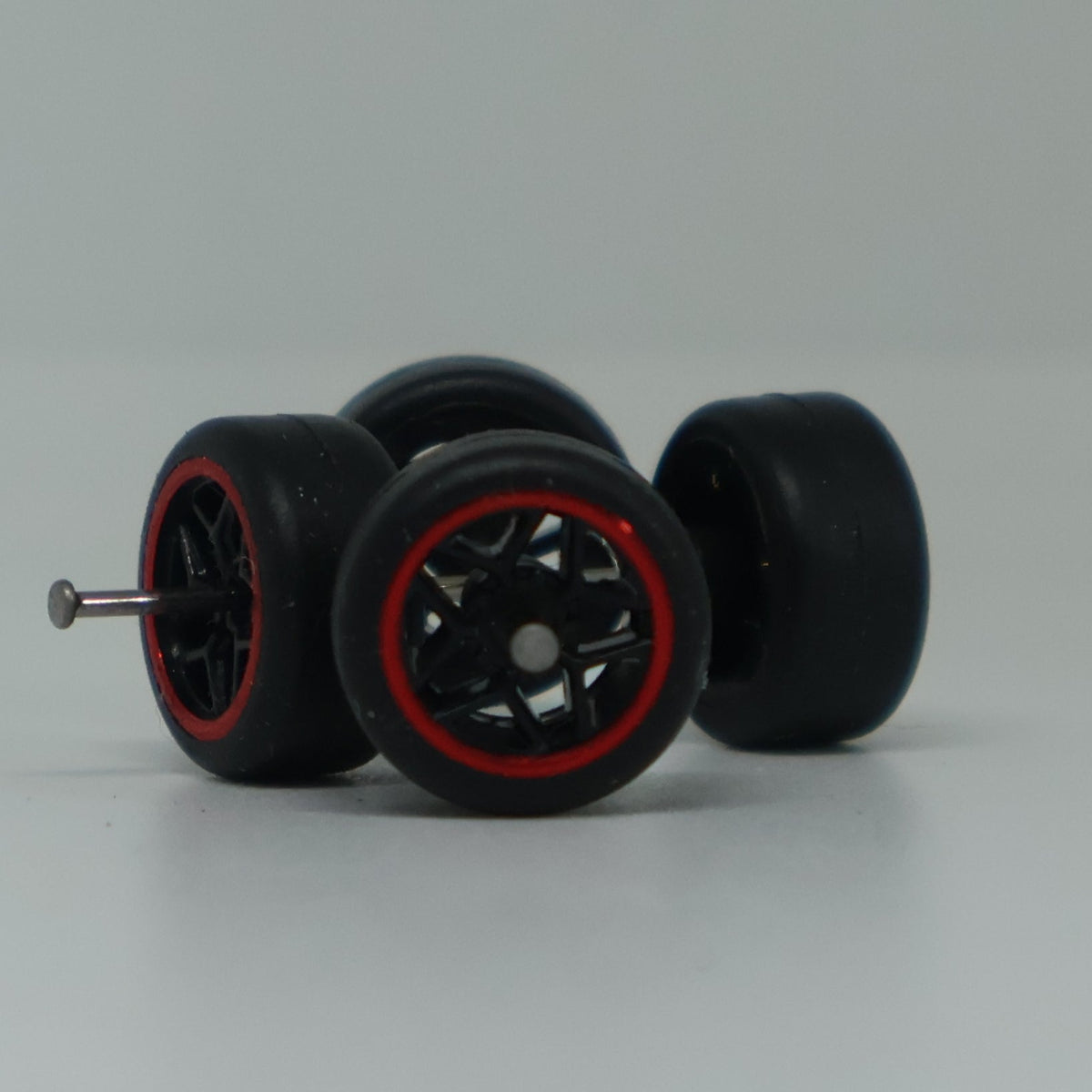 Llantas de Goma Escala 1:64 Básica Tipo I