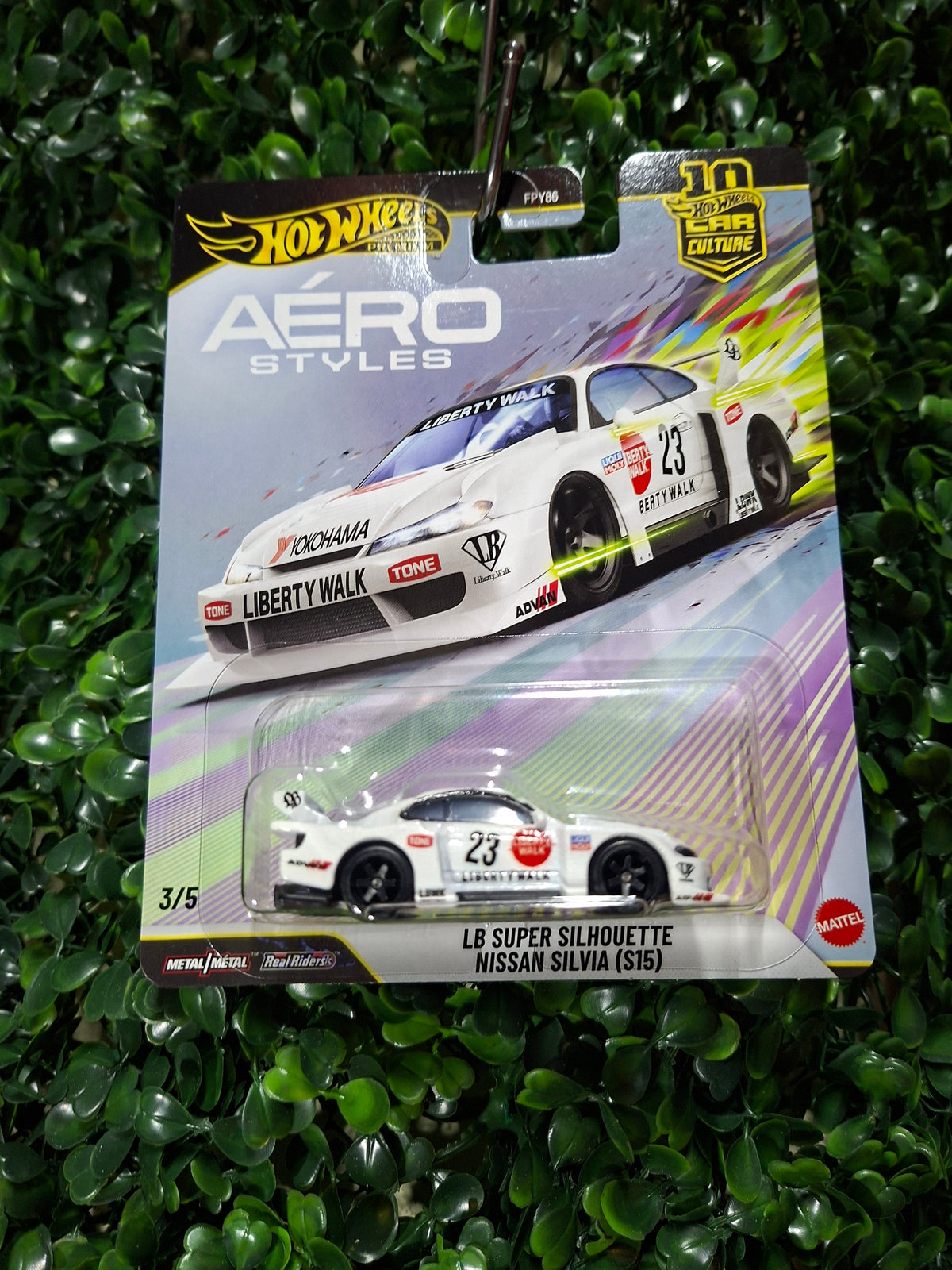 LB Super Silhouette Nissan Silvia S15 blanco Hot Wheels Premium Aero Styles en blíster
