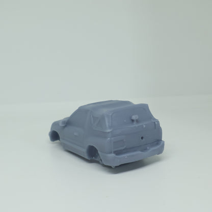 Impresion 3D Auto Inspirado en Chevrolet Tracker 2000 2 Puertas Escala 1:64