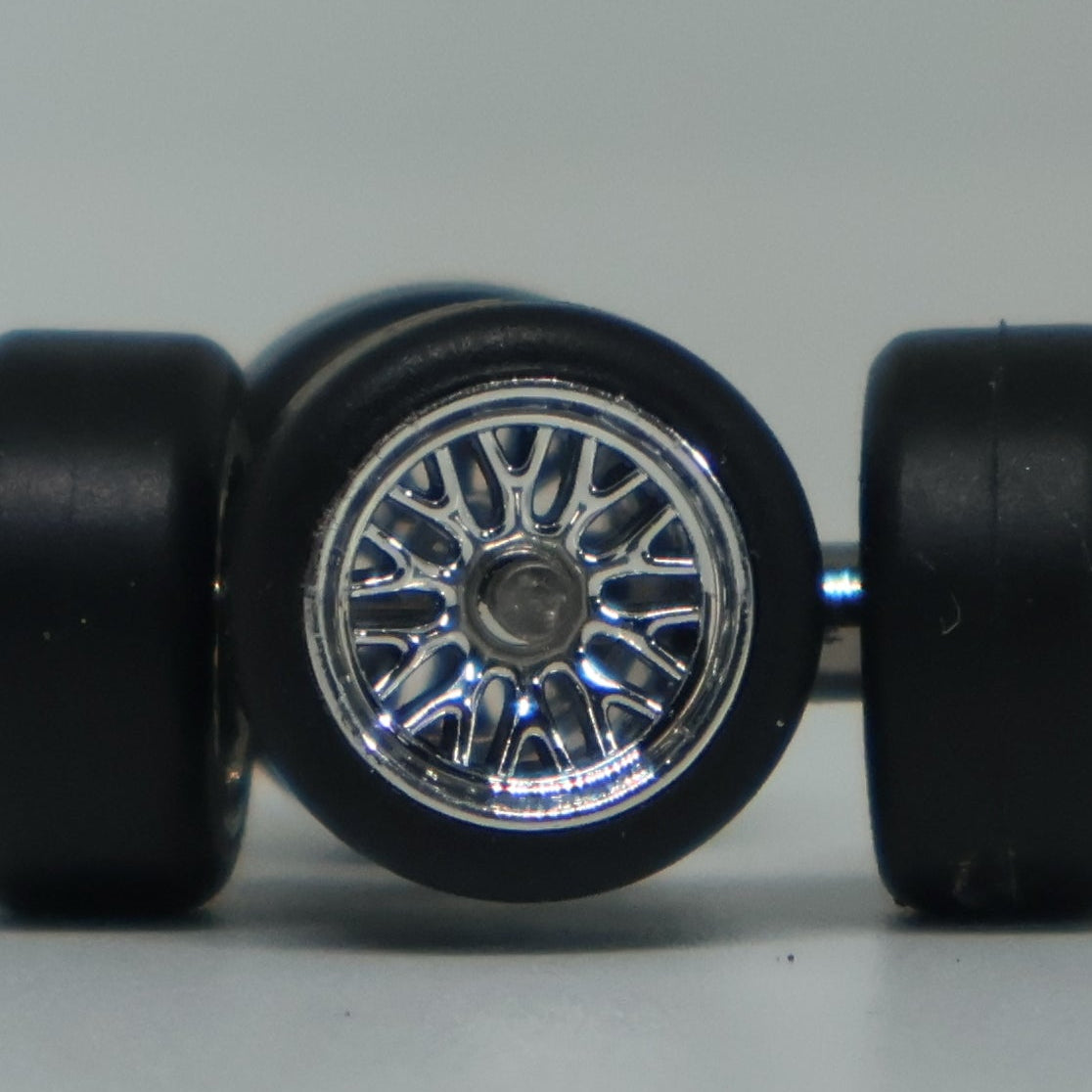 Llantas de Goma  Escala 1:64 Básica Tipo F