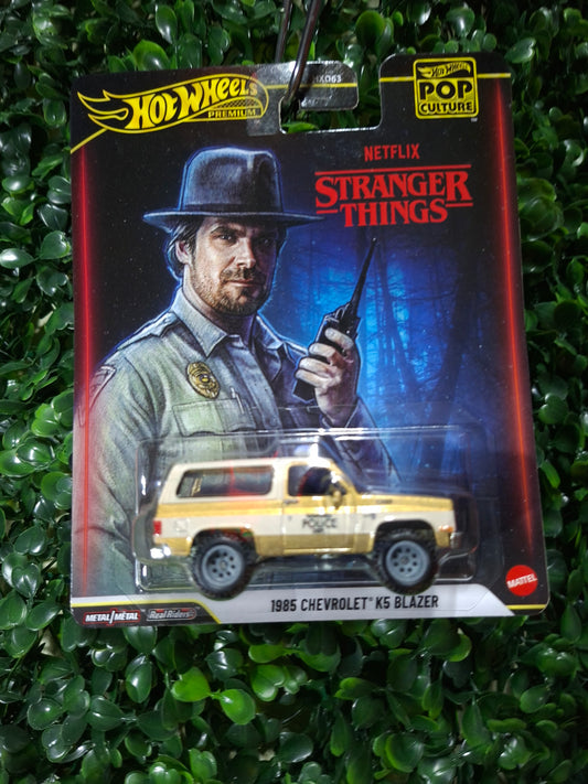 1985 Chevrolet K5 Blazer Stranger Things - Hot Wheels Premium Pop Culture